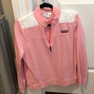 Vineyard vines pull over